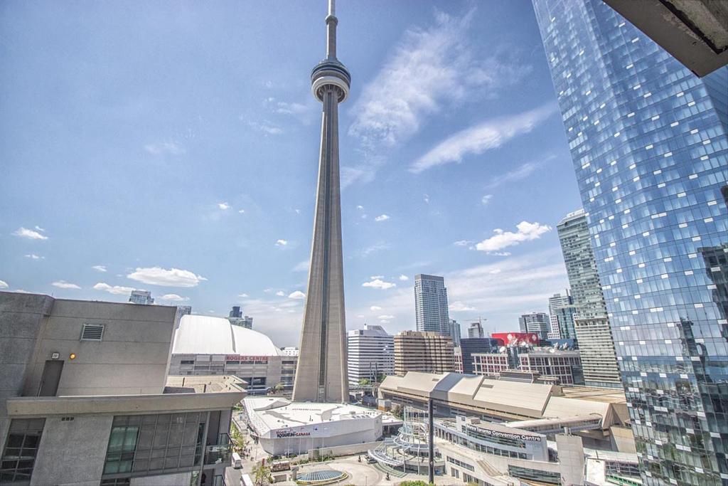 Napa Furnished Suites At Cn Tower & Maple Leaf Square Toronto Room photo